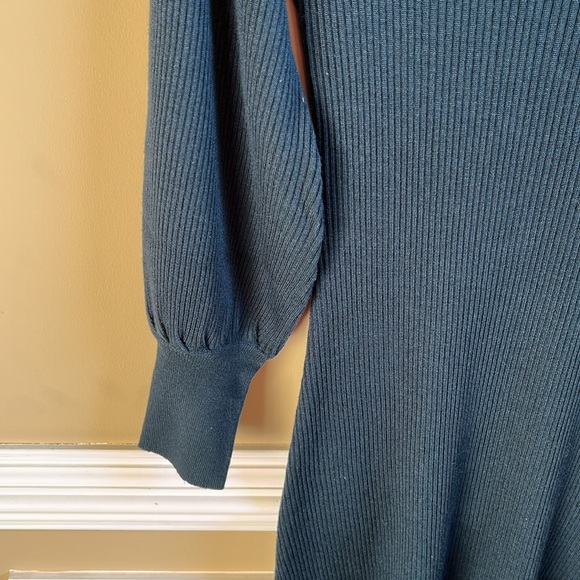 Gorgeous midi sweater dress!! - Picture 3 of 5